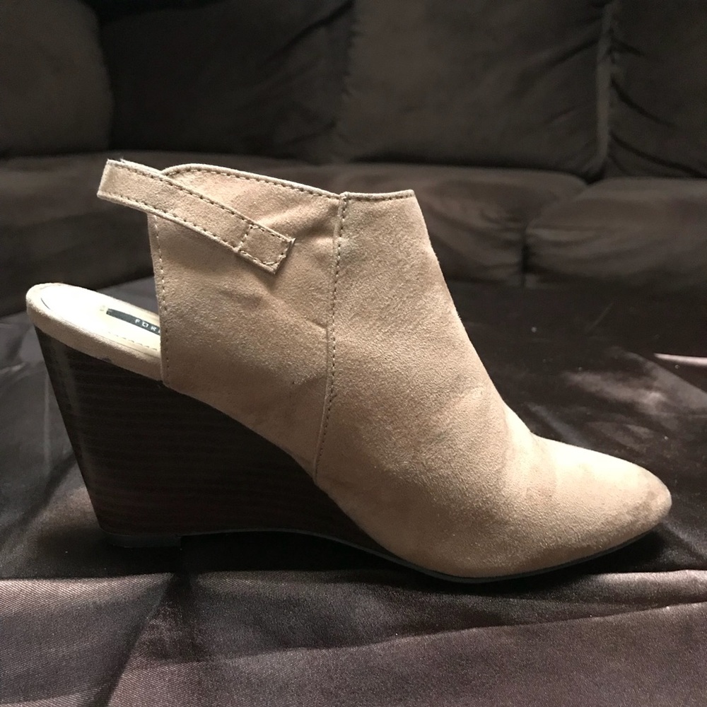 Forever 21 wedged booties
